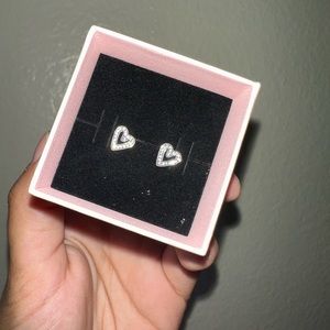 BRAND NEW Pandora Silver Heart Earrings
